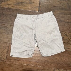 NWOT Gap boyfriend roll up shorts